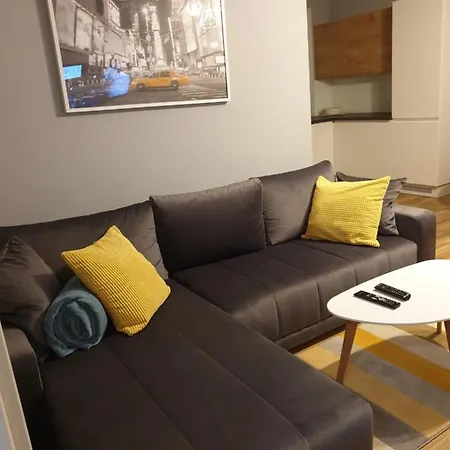 Caskada Modern 2 Nowy Apartamentowiec Winda Lägenhet